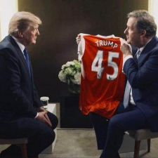 John Trump dobiva dres Arsenala